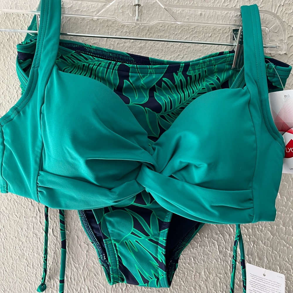 Lands End two piece bathing suit in Green & Navy NWT.